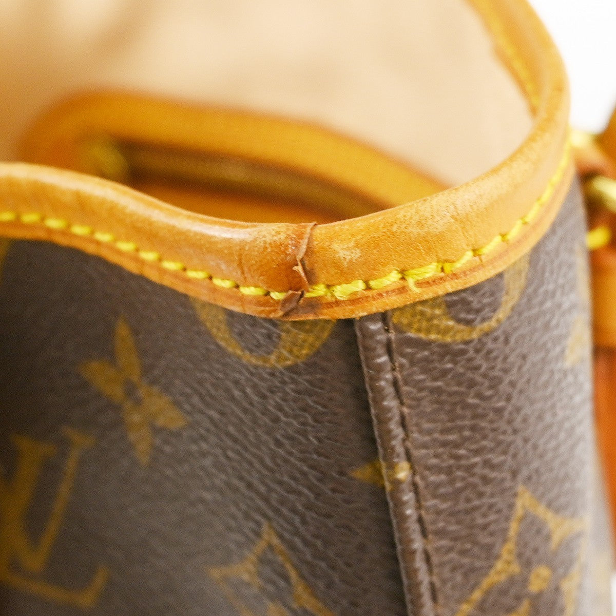 Louis Vuitton Bucket Monogram Canvas, Brown, Canvas, Tote Bag
