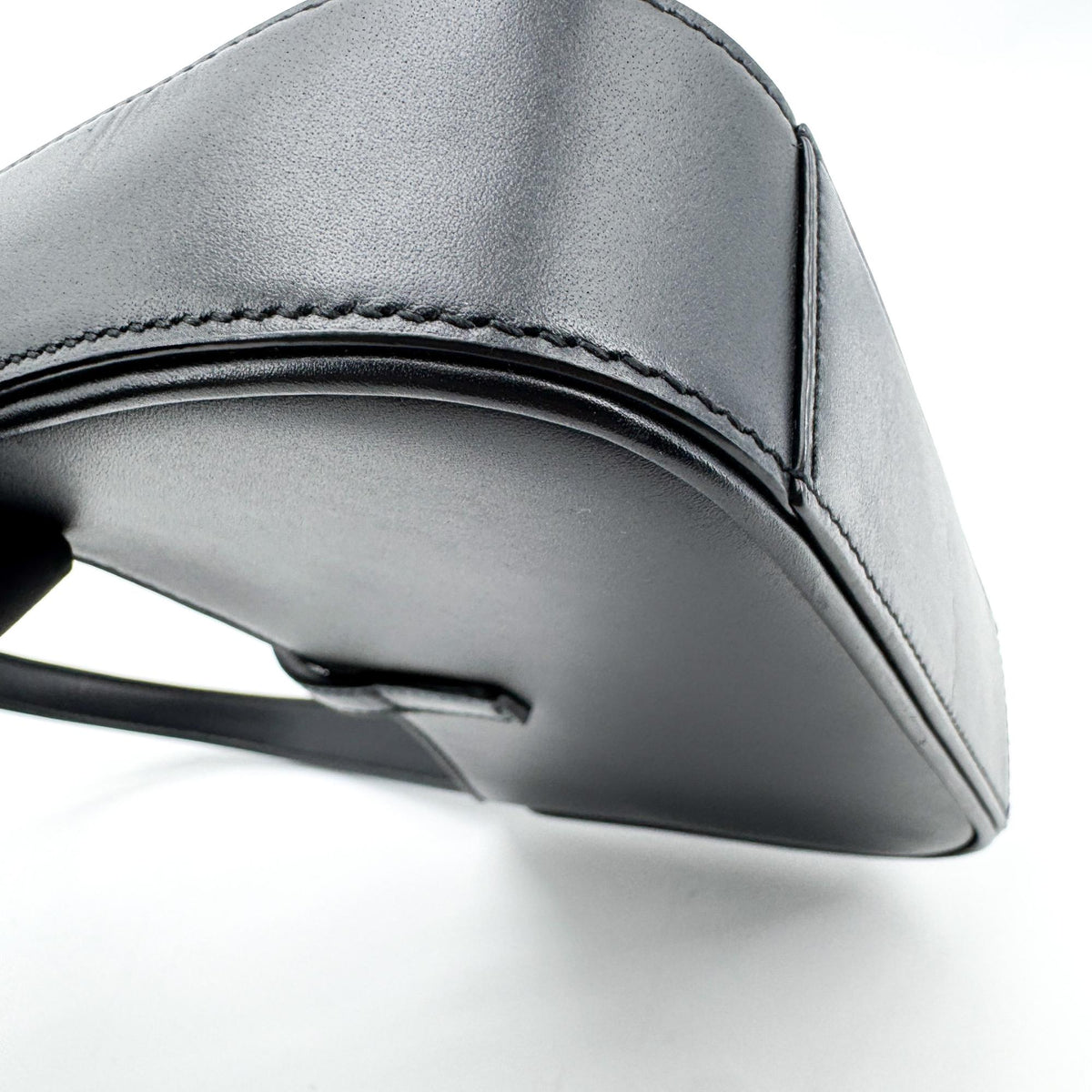 Saint Laurent Le 5 a 7 Hobo Leather, Black, Leather, Shoulder Bag