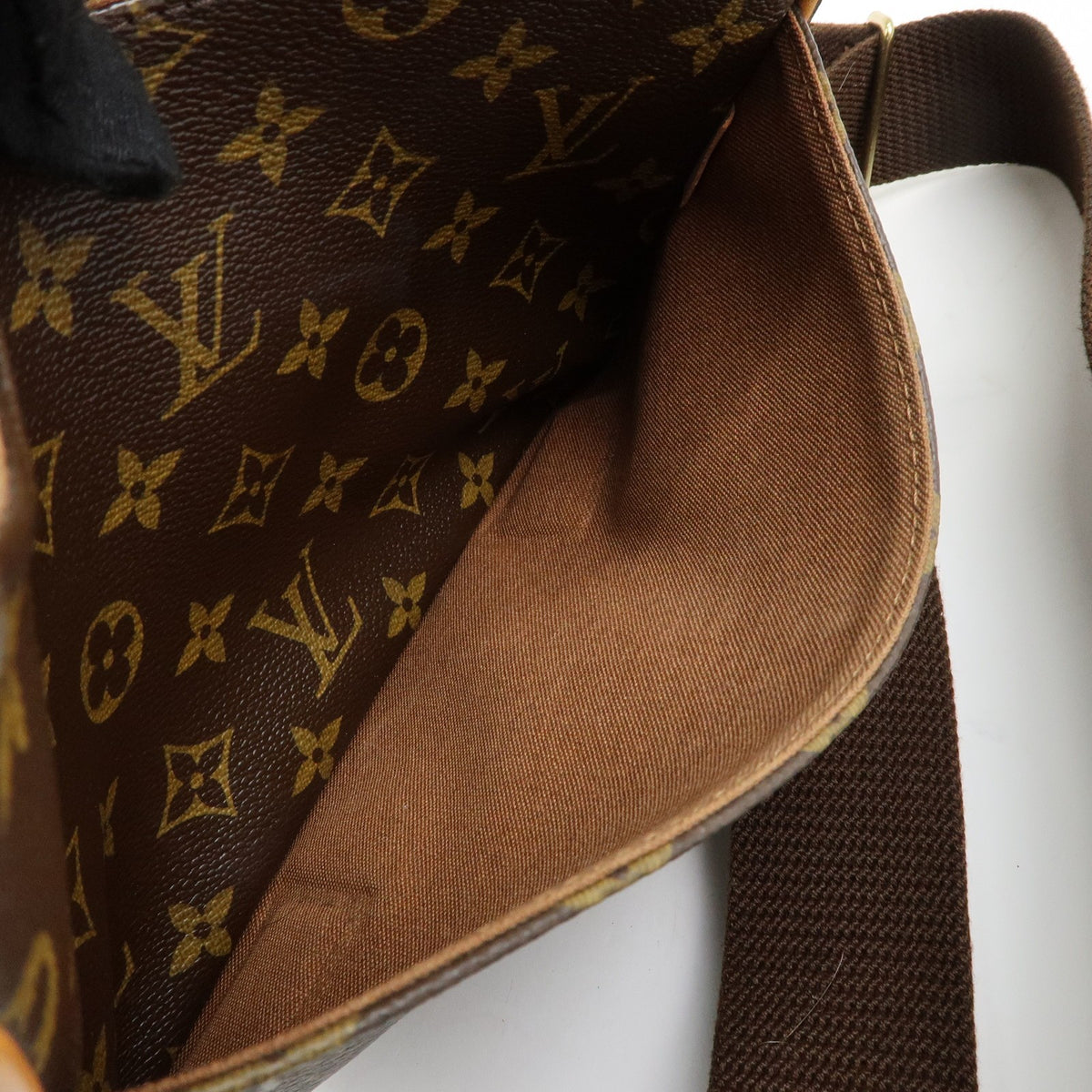 Louis Vuitton Bosphore Messenger Monogram Canvas, Brown, Canvas, Handbag