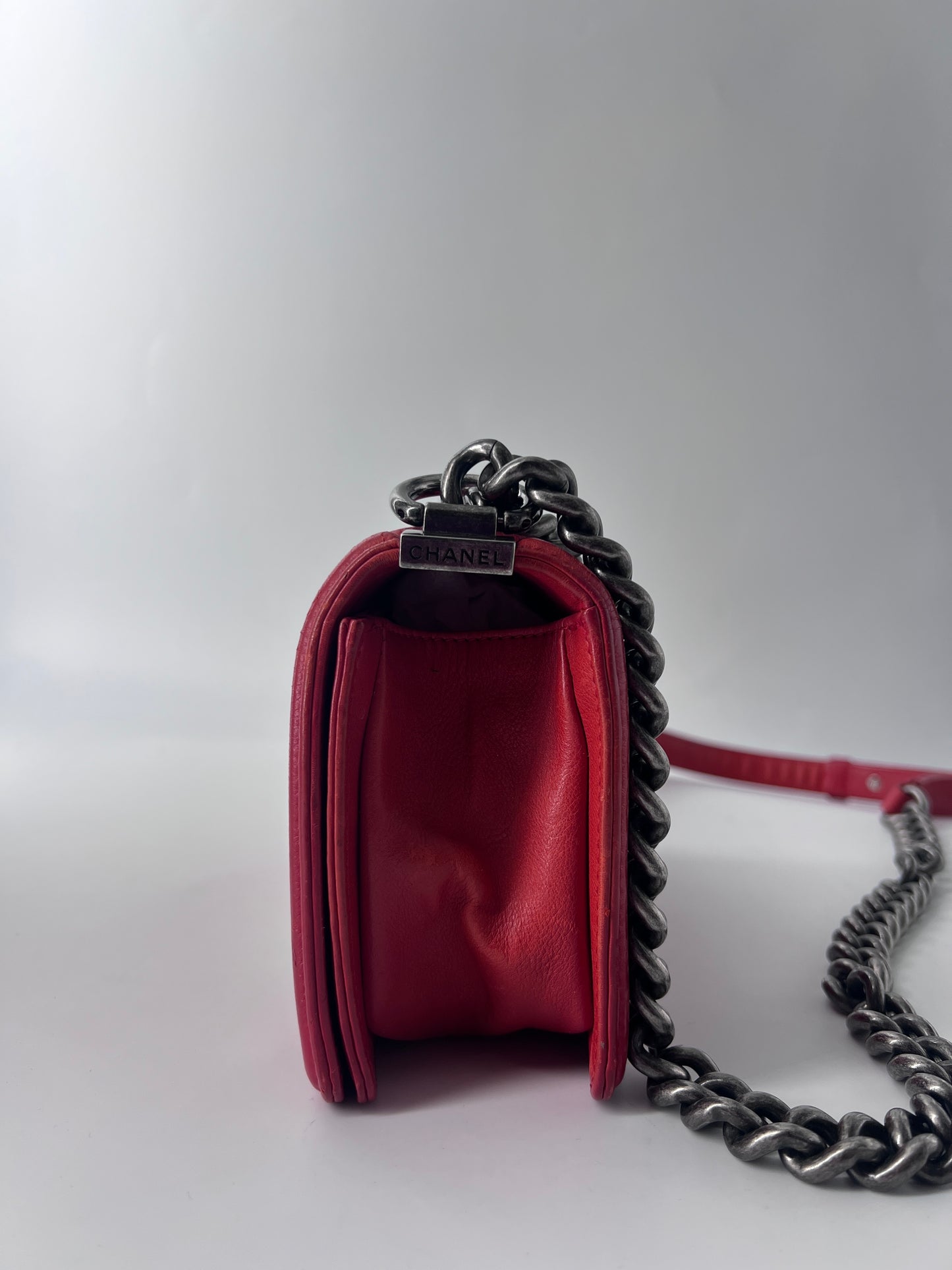 Chanel Boy Flap Bag Quilted Lambskin, RED, LEATHER, Shoulder bag