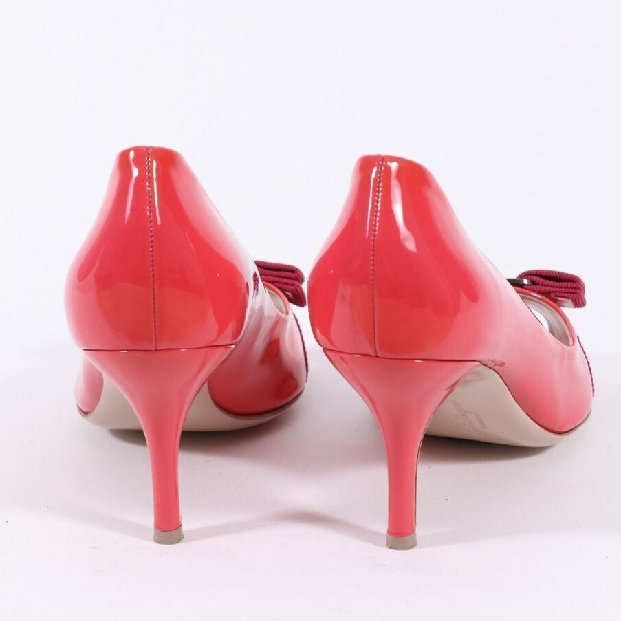 SALVATORE FERRAGAMO Pola Vara Bow Pumps