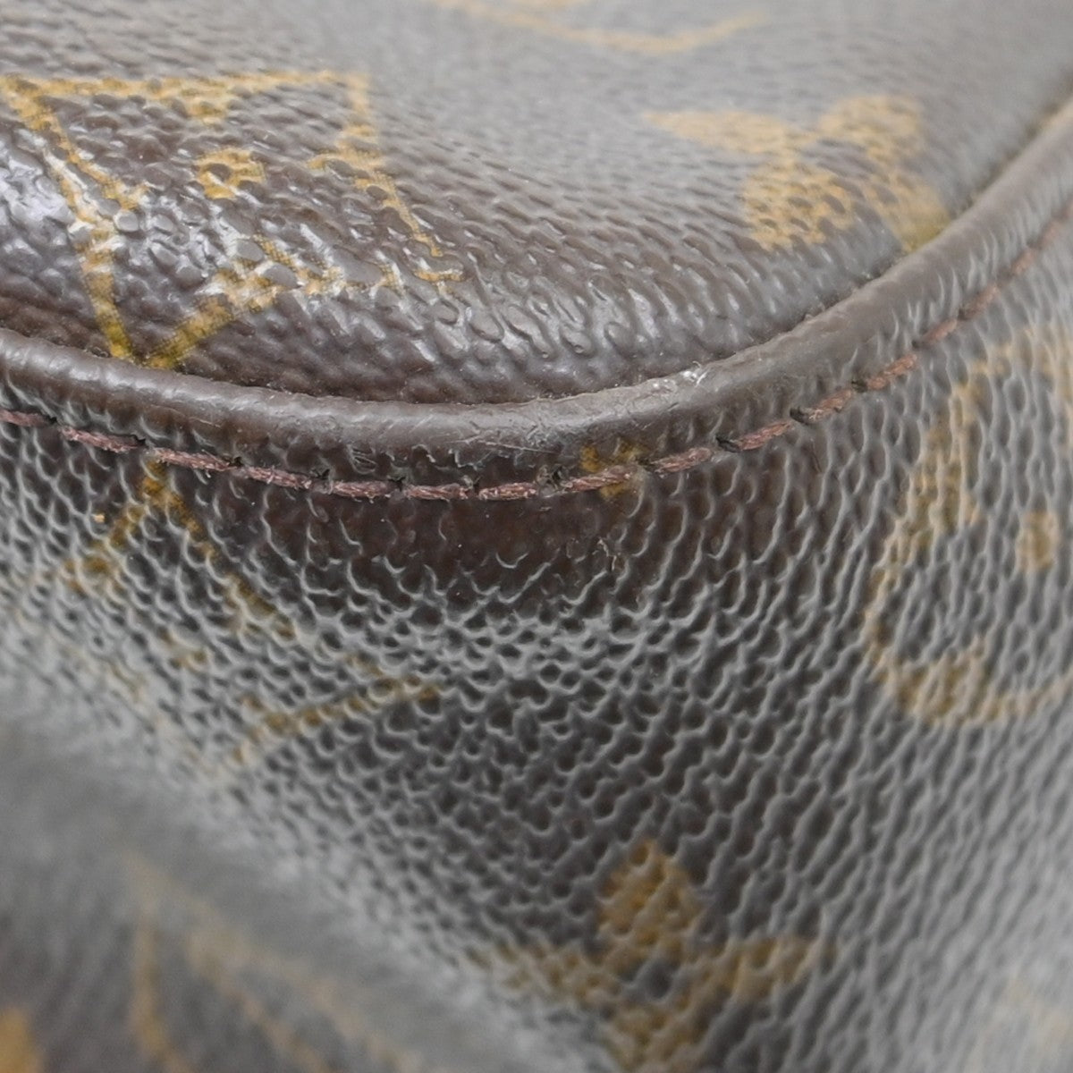 Louis Vuitton Monogram Looping Monogram Canvas, Brown, Canvas, Shoulder Bag