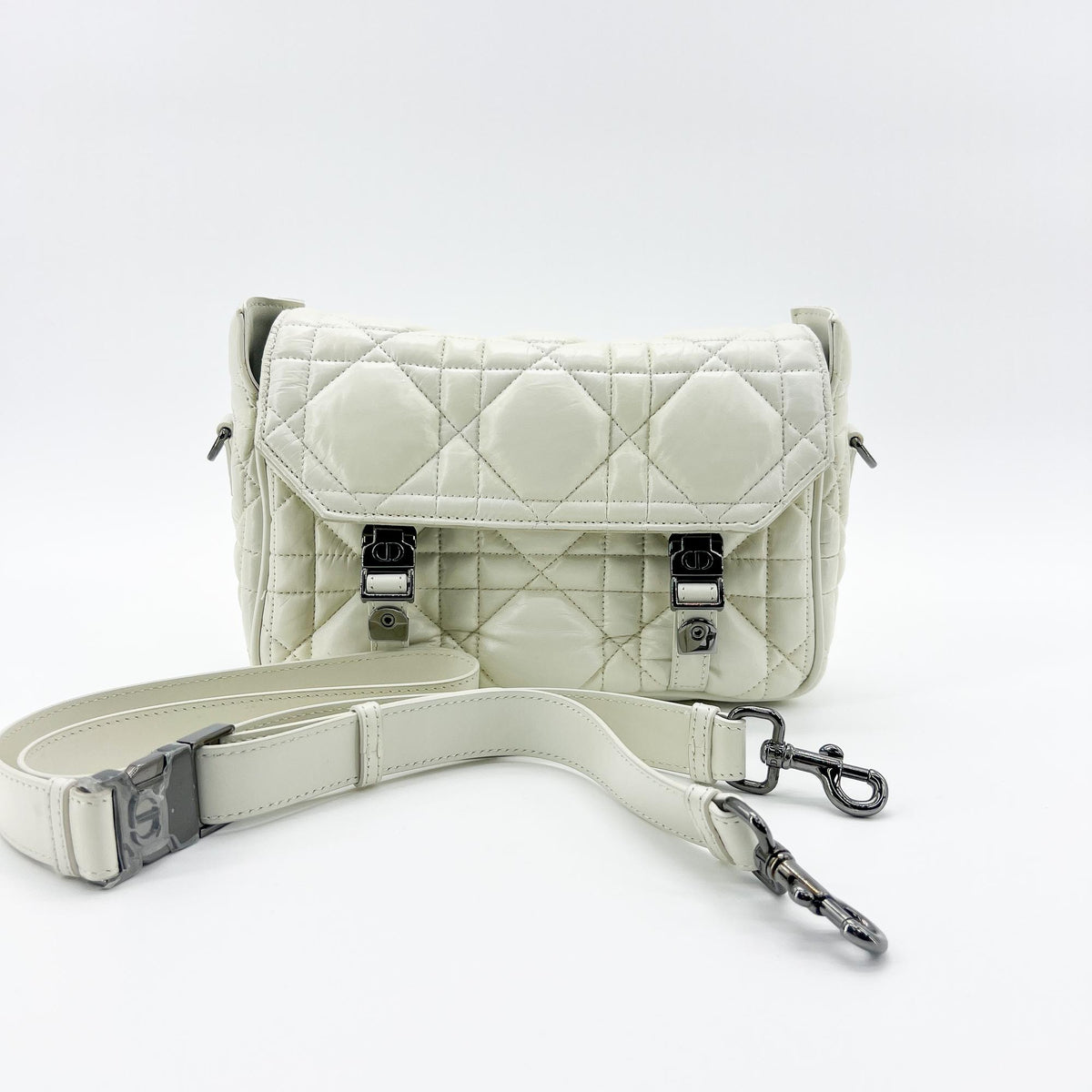 Christian Dior Diorcamp Messenger Padded Macrocannage Quilt Calfskin, White, Leather, Shoulder Bag