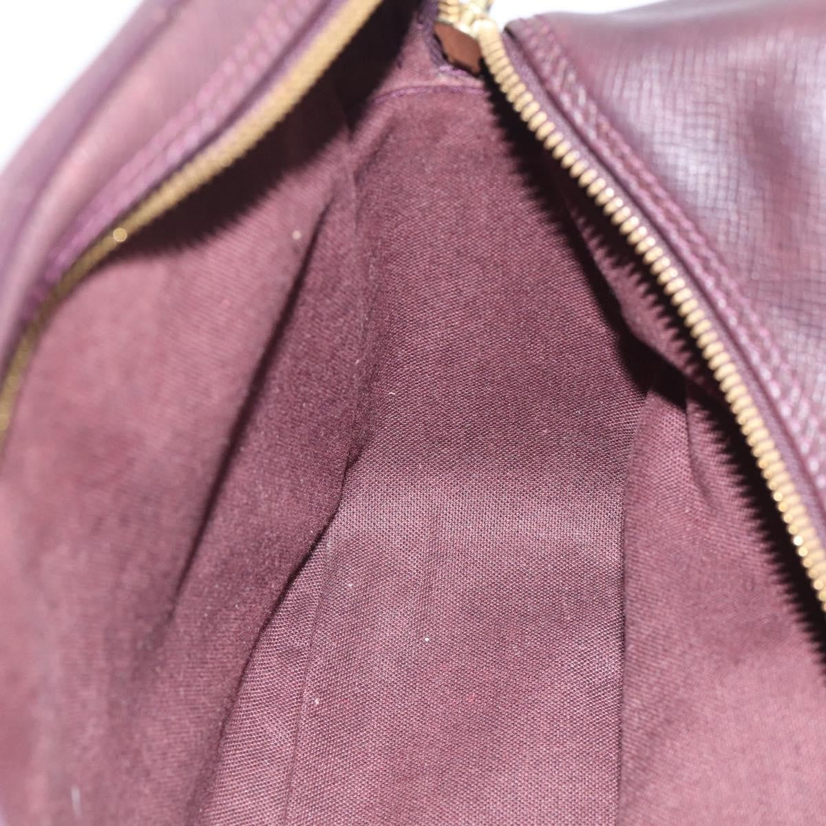 Louis Vuitton Reporter Taiga Leather, Burgundy, Leather, Shoulder Bag