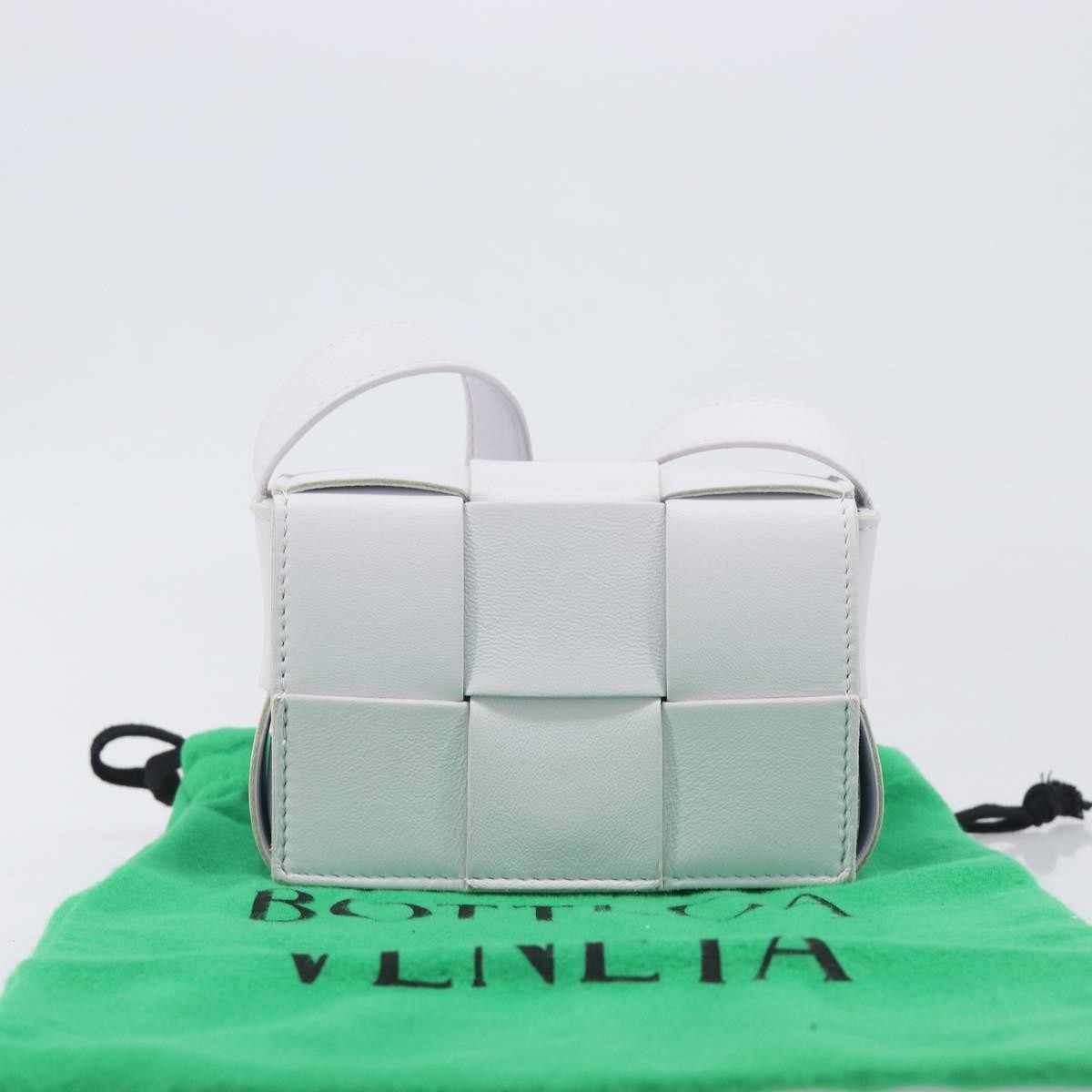 Bottega Veneta Cassette Maxi Intrecciato Leather, White, Leather, Clutch