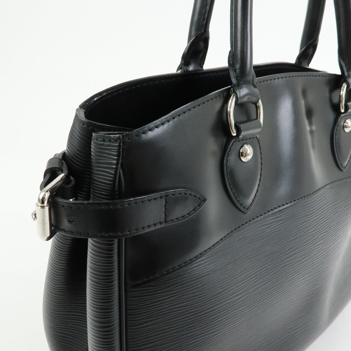 Louis Vuitton Passy Epi Leather, Black, Leather, Tote Bag