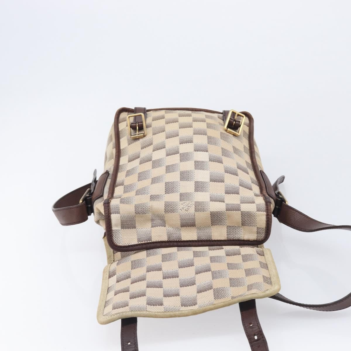 Louis Vuitton Trotteur Damier Lune, White, Canvas, Handbag