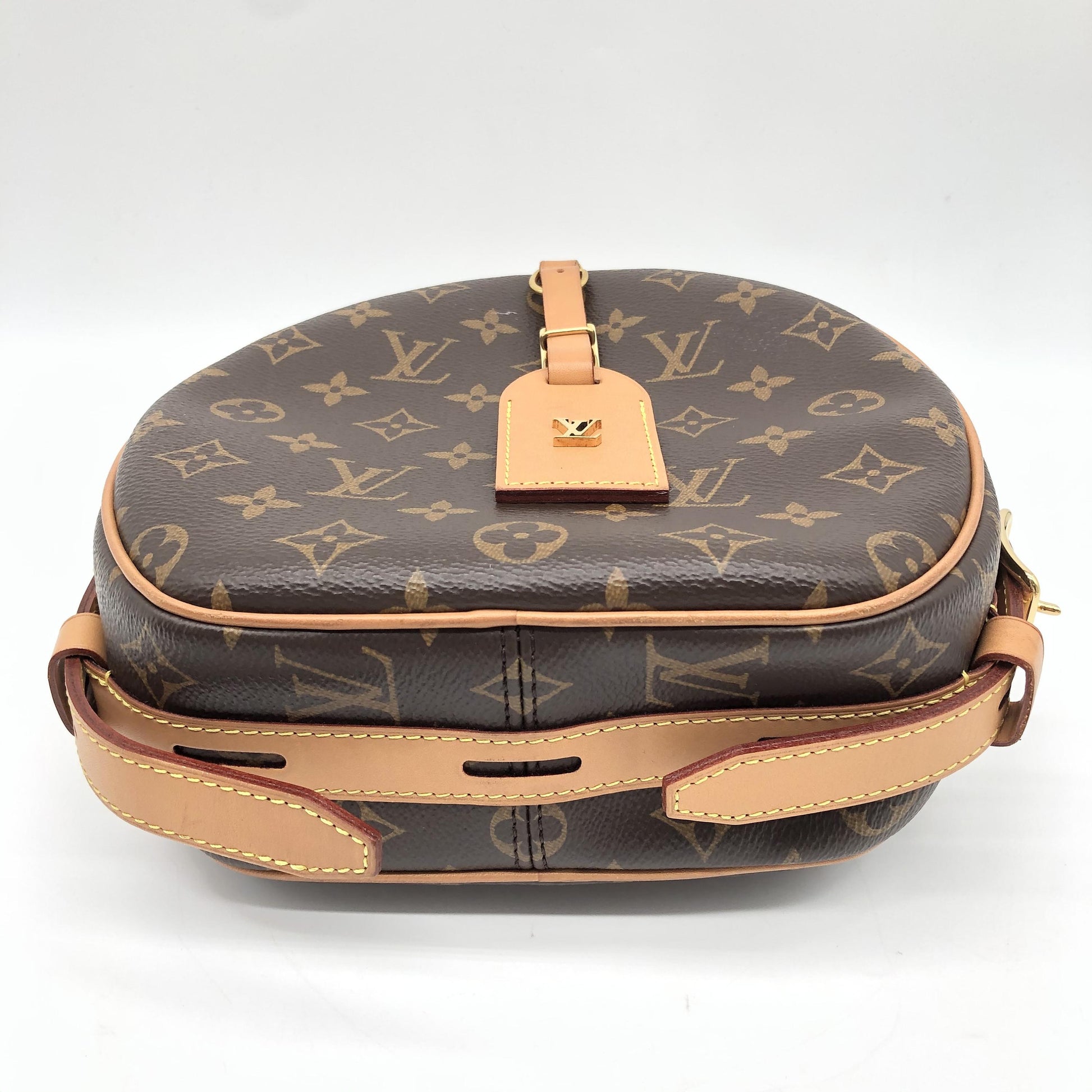 Louis Vuitton Boite Chapeau Monogram Canvas, Brown, Canvas, Clutch