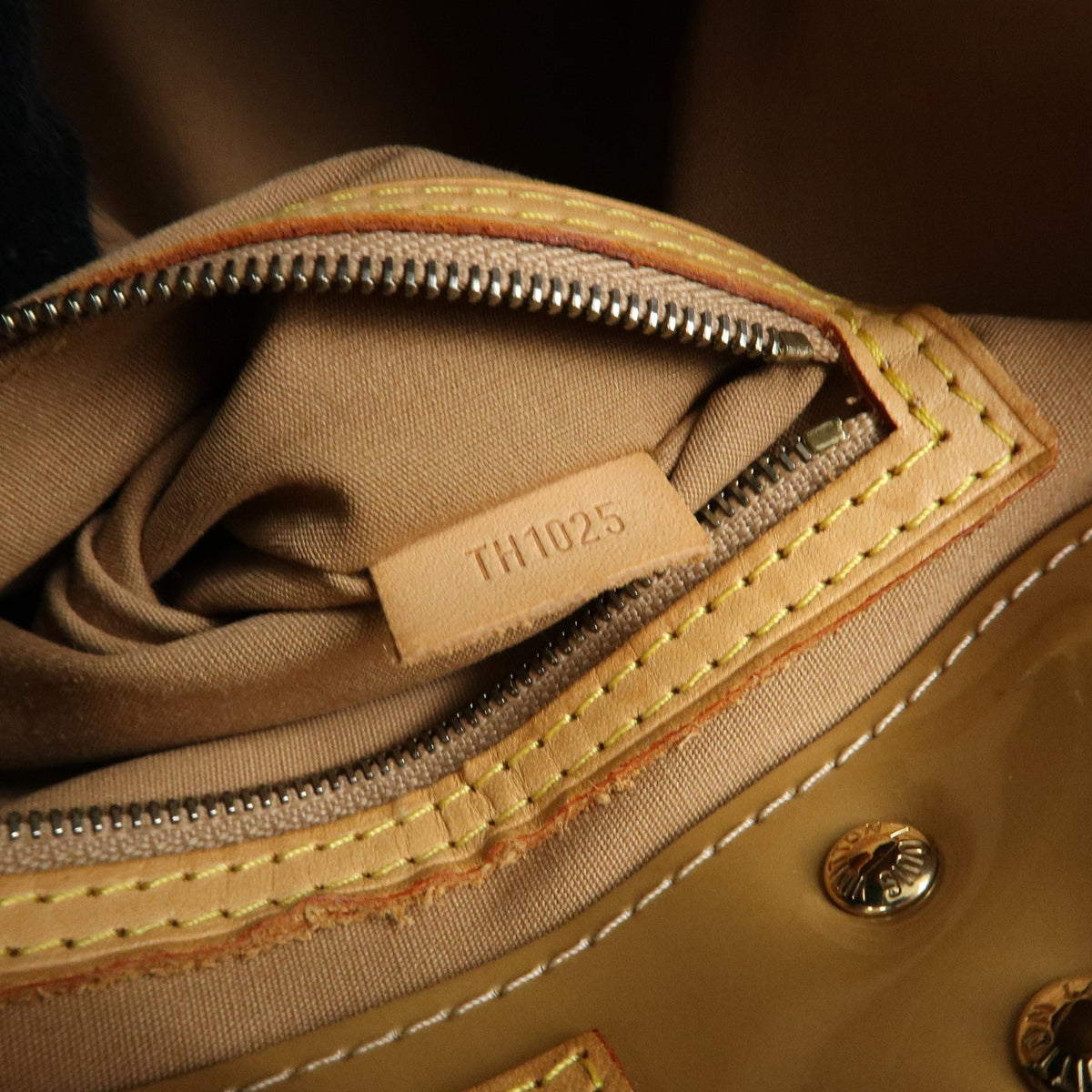 Louis Vuitton Reade Monogram Vernis, Brown, Patent Leather, Handbag
