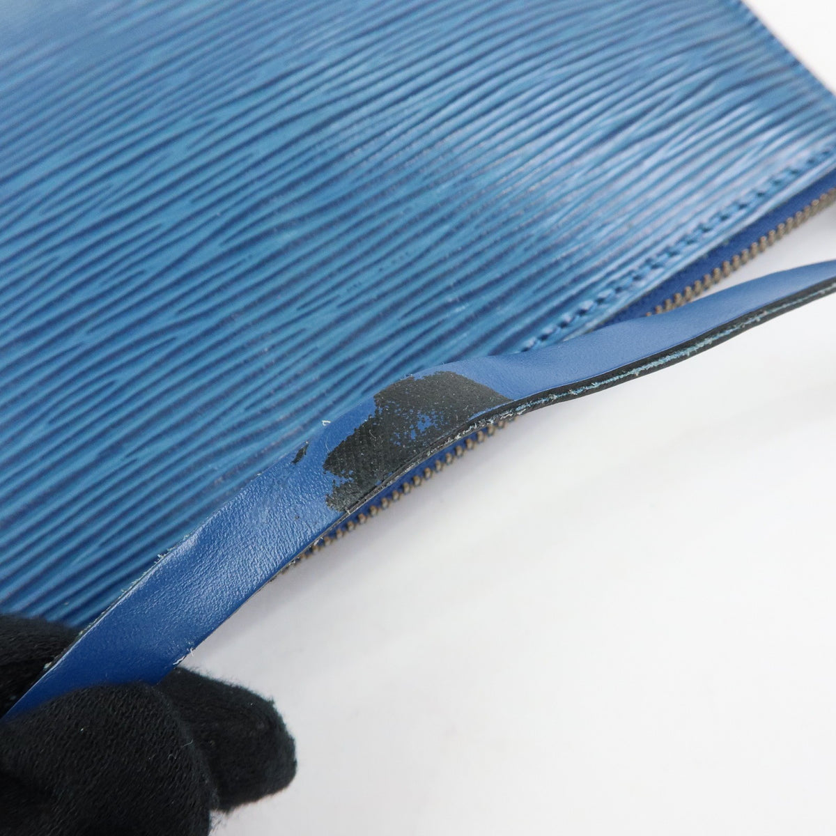 Louis Vuitton Pochette Accessoires Epi Leather, Blue, Leather, Clutch