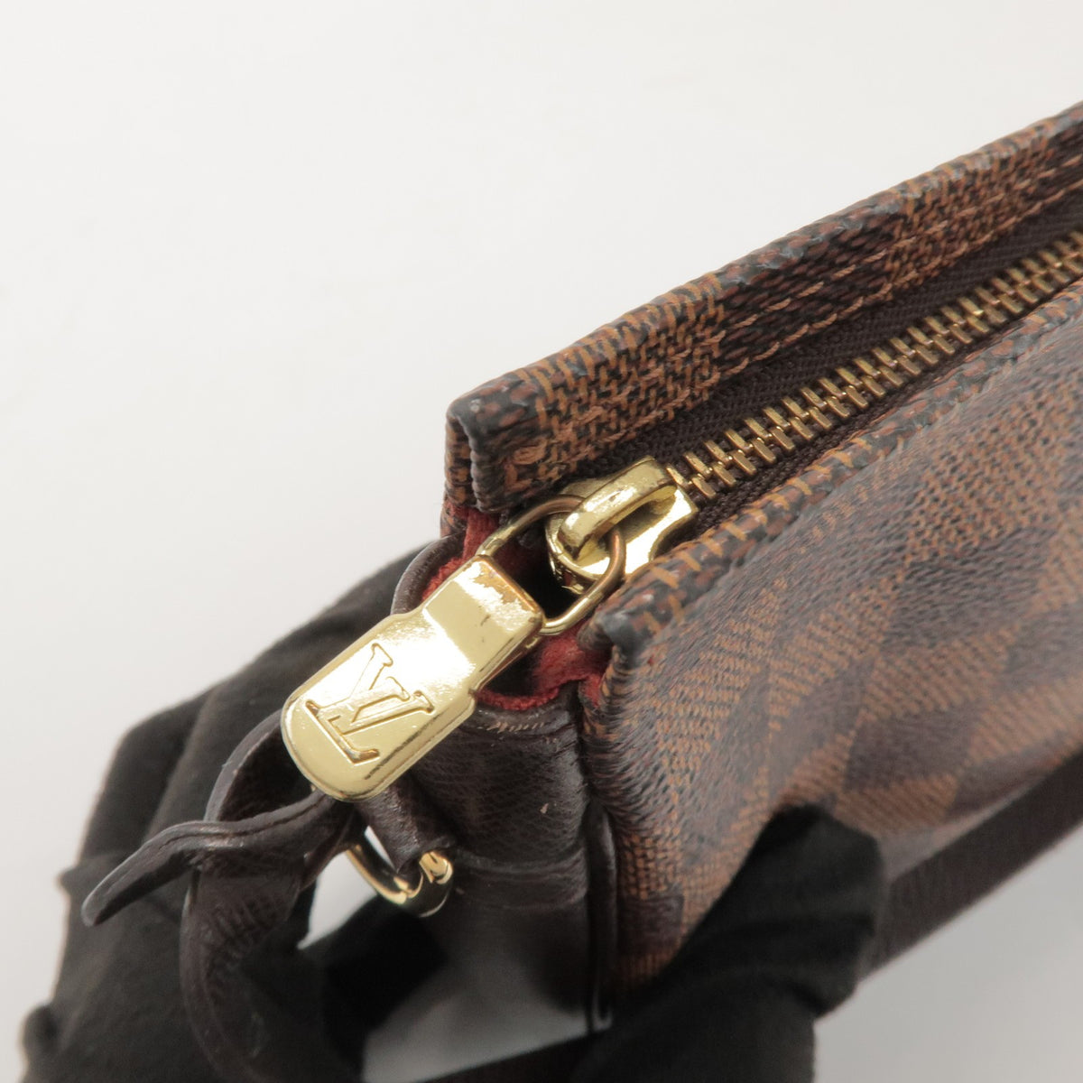 Louis Vuitton Trousse Make Up Damier, Brown, Canvas, Clutch