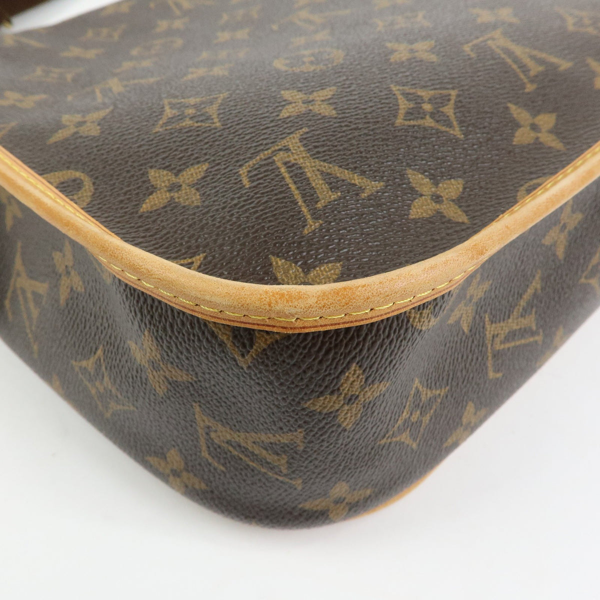 Louis Vuitton Bosphore Messenger Monogram Canvas, Brown, Canvas, Handbag