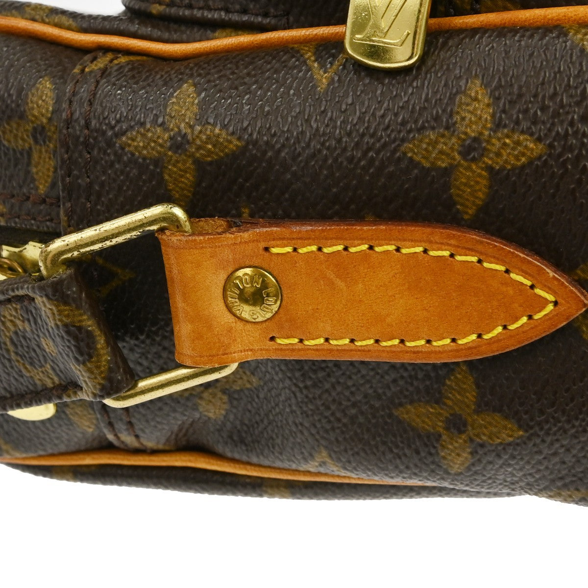 Louis Vuitton Nil Messenger Monogram Canvas, Brown, Canvas, Handbag