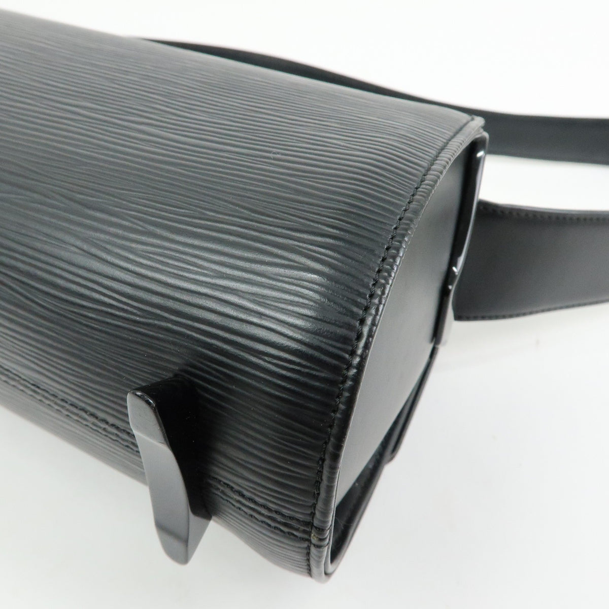 Louis Vuitton Nocturne Epi Leather, Black, Leather, Shoulder Bag