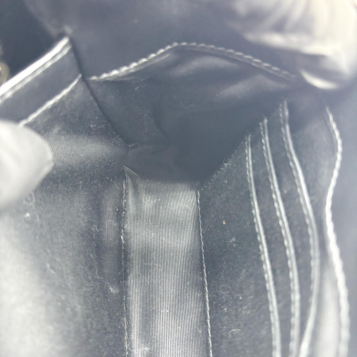 Saint Laurent Loulou Matelasse Chevron Leather, Black, Leather, Shoulder Bag