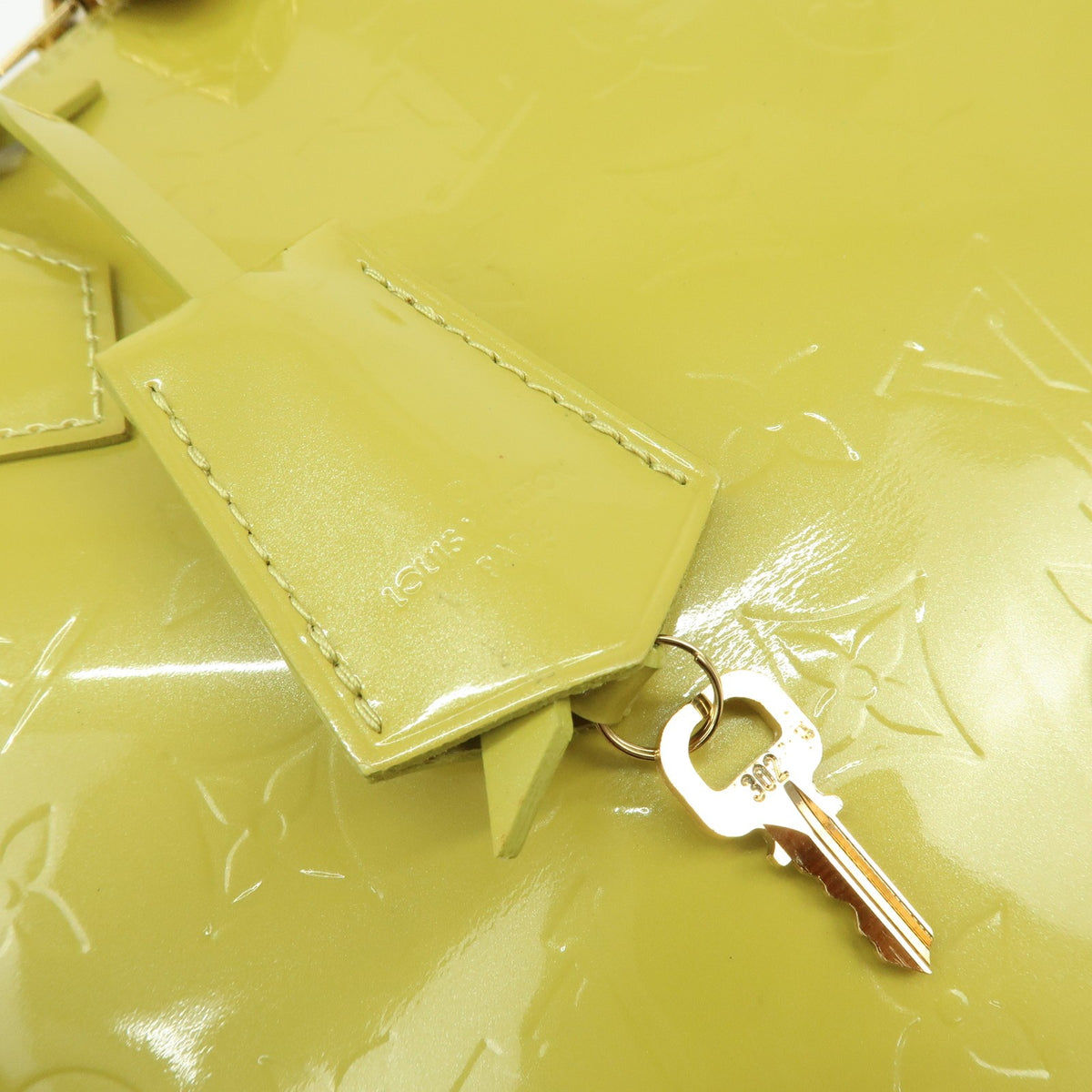 Louis Vuitton Alma Monogram Vernis, Green, Patent Leather, Handbag
