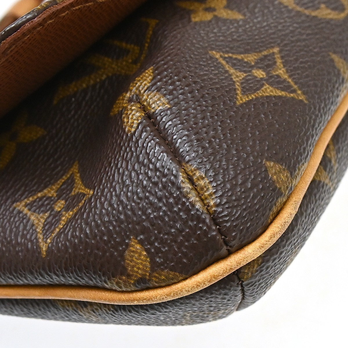 Louis Vuitton Musette Tango Monogram Canvas, Brown, Canvas, Shoulder Bag
