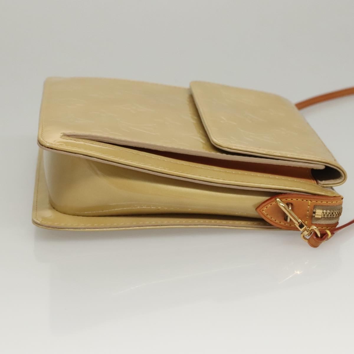 Louis Vuitton Mott Monogram Vernis, Beige, Patent Leather, Clutch