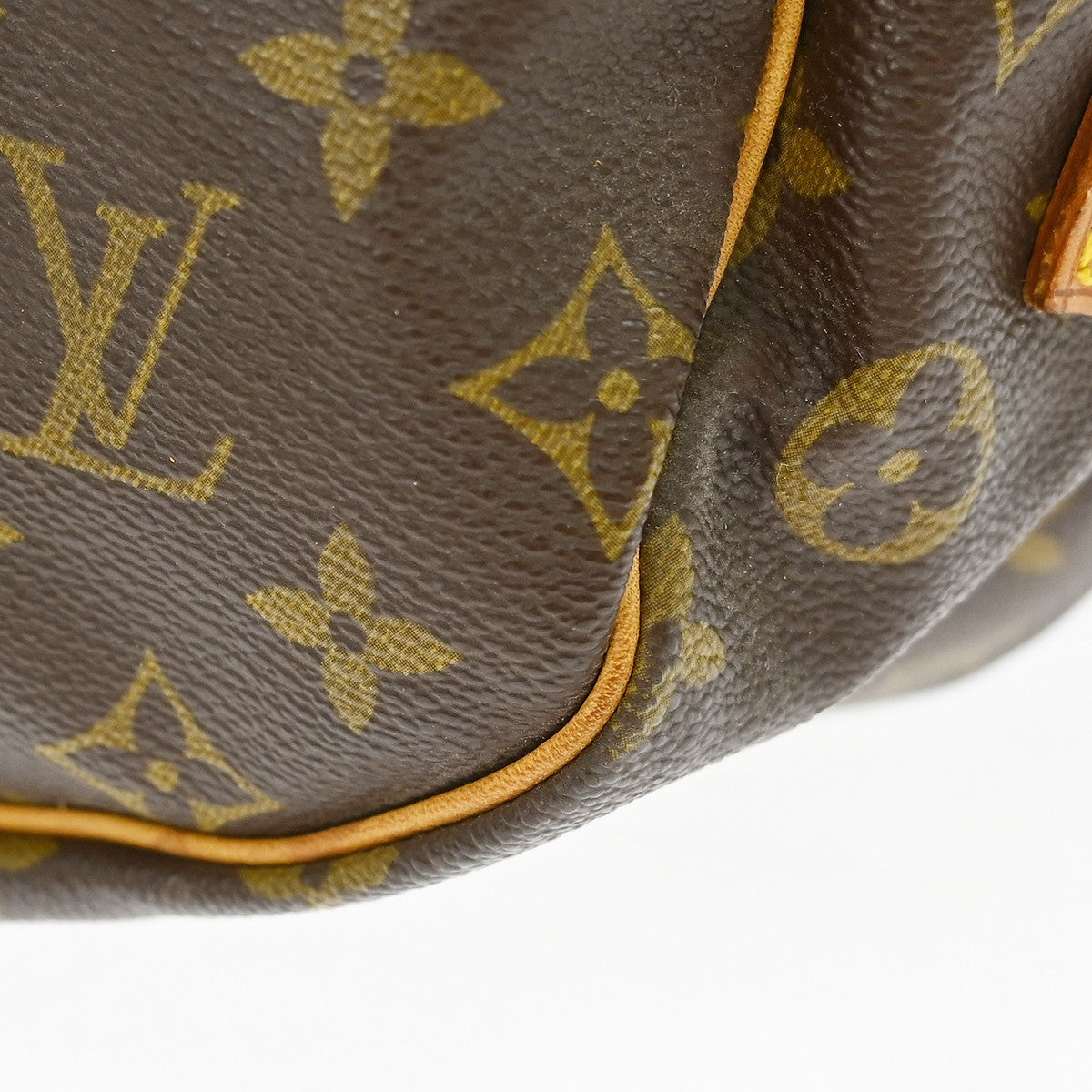 Louis Vuitton Saumur Monogram Canvas, Brown, Canvas, Shoulder Bag