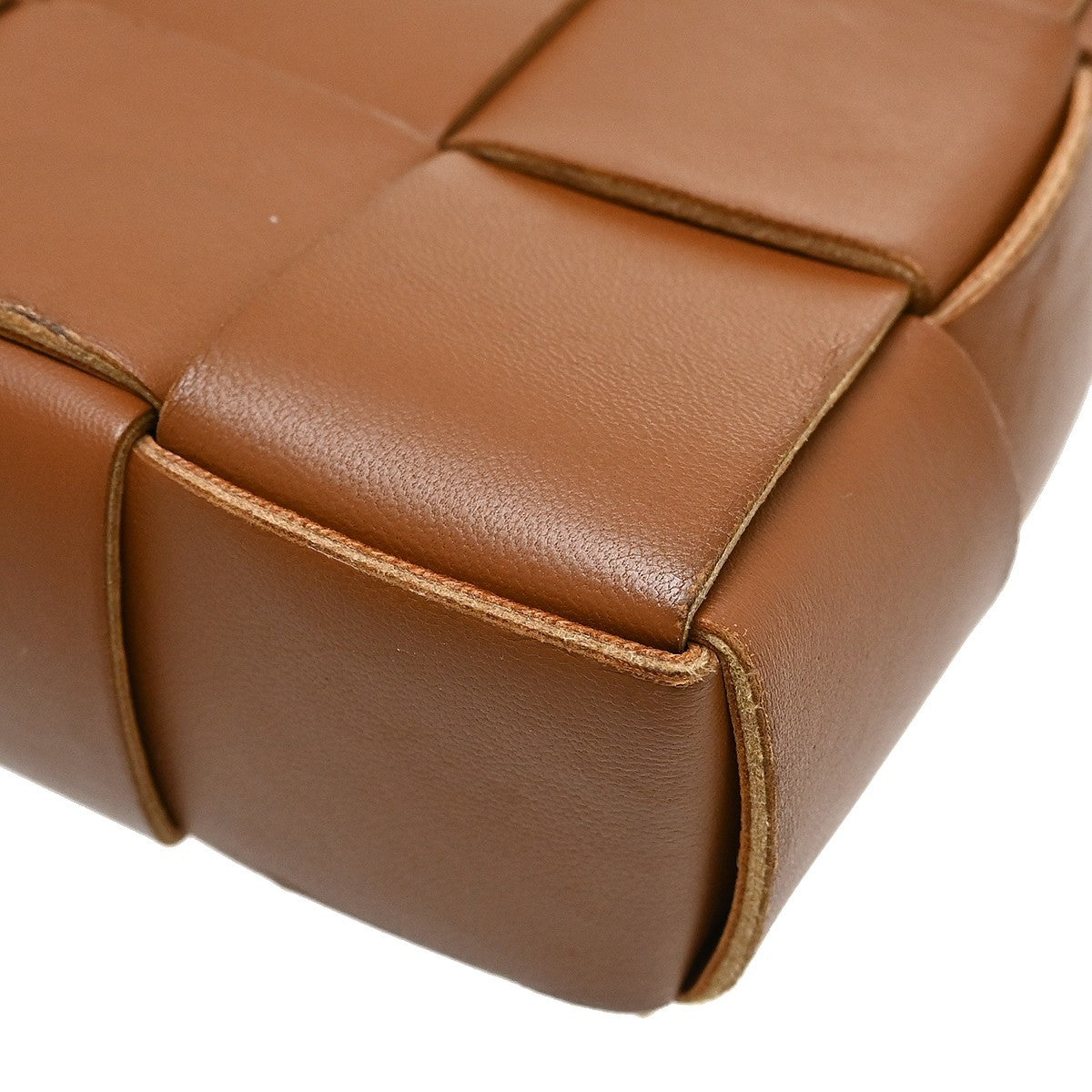 Bottega Veneta Cassette Convertible Tote Maxi Intrecciato Leather, Brown, Leather, Shoulder Bag