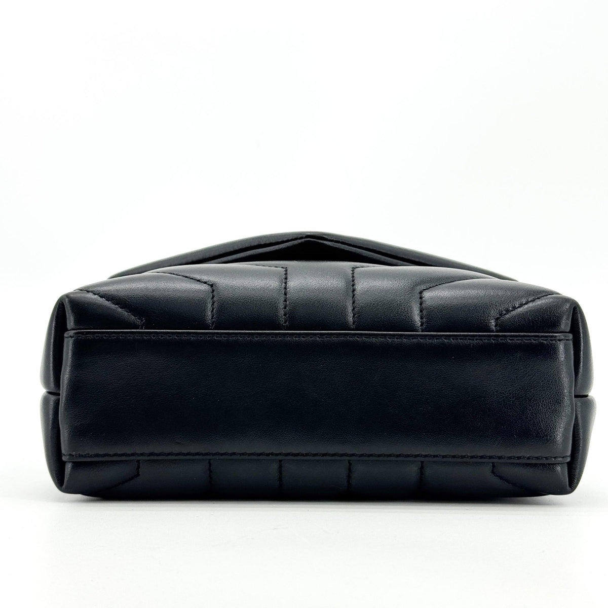 Saint Laurent Loulou Matelasse Chevron Leather, Black, Leather, Shoulder Bag