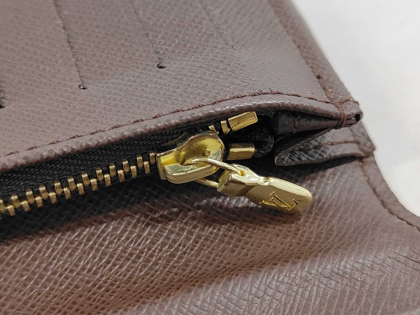 Louis Vuitton Brazza Long Bifold Damier, Brown, Canvas, Wallet