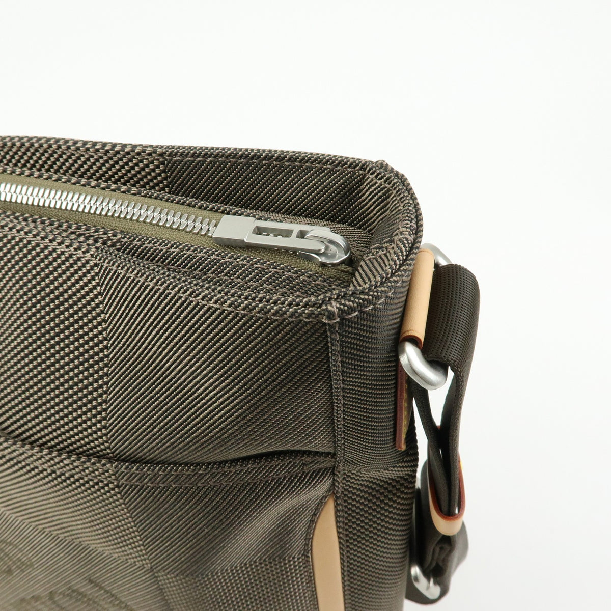 Louis Vuitton Compagnon Messenger Damier Geant Canvas, Brown, Canvas, Handbag
