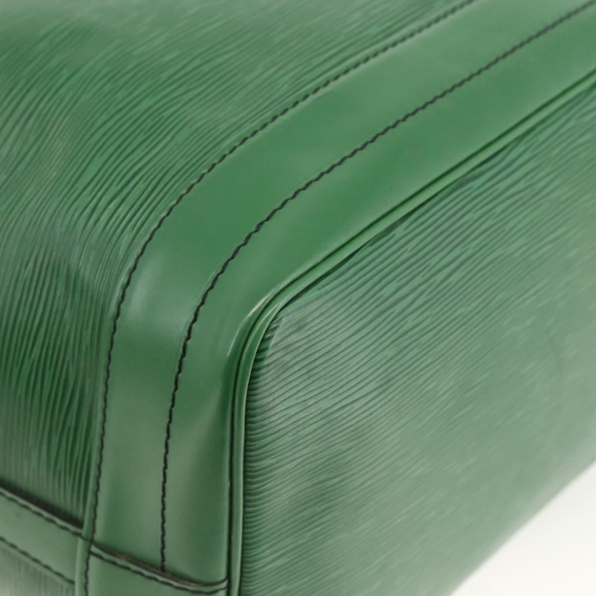 Louis Vuitton Noé Epi, Green, Leather, Shoulder Bag