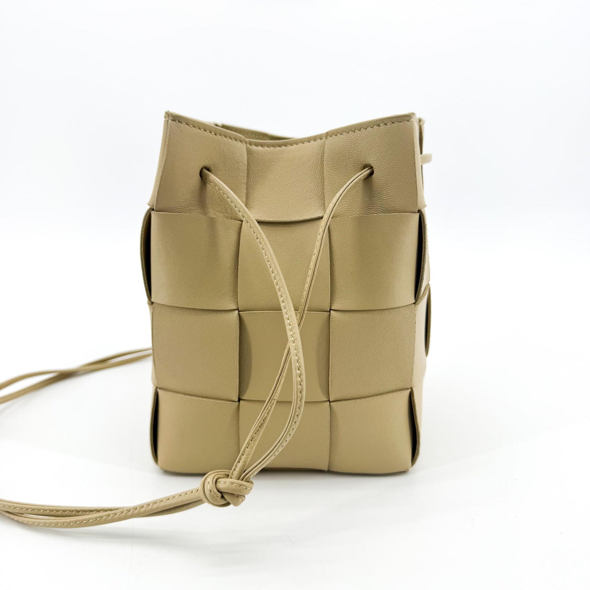 Bottega Veneta Cassette Leather, Beige, Leather, Shoulder Bag
