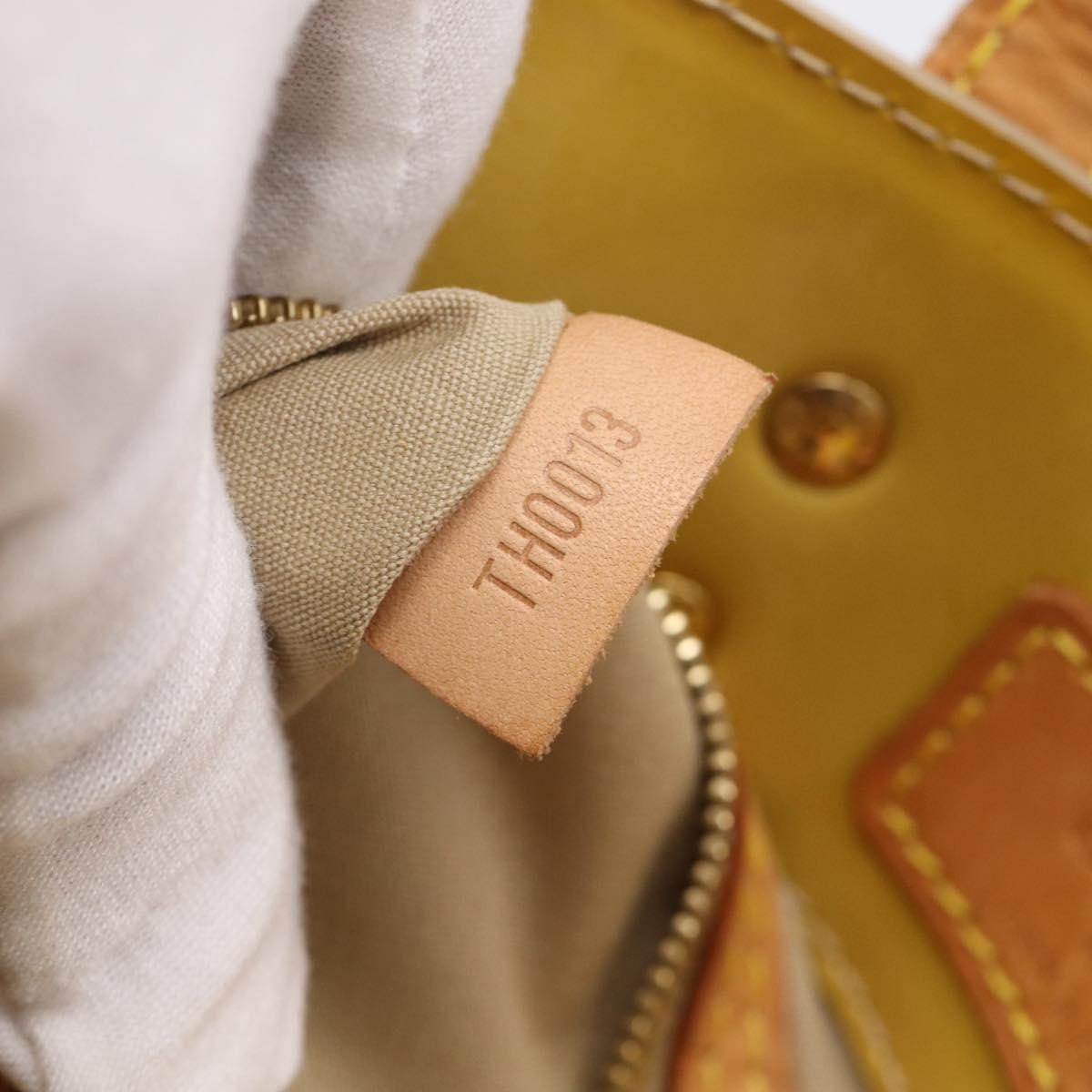 Louis Vuitton Reade Monogram Vernis, Beige, Patent Leather, Handbag