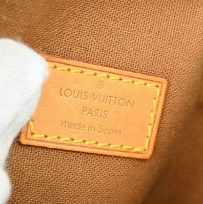 Louis Vuitton Pochette Gange Monogram Canvas, Brown, Canvas, Clutch
