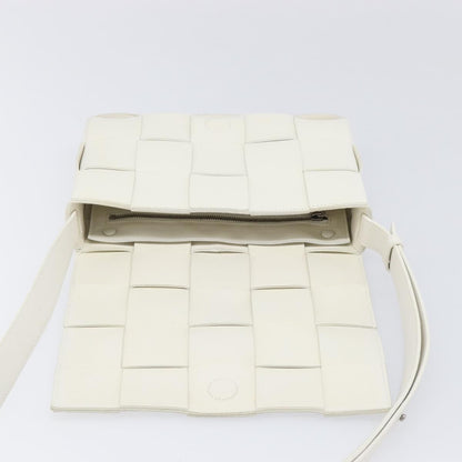 Bottega Veneta Cassette Maxi Intrecciato Leather, White, Leather, Crossbody Bag