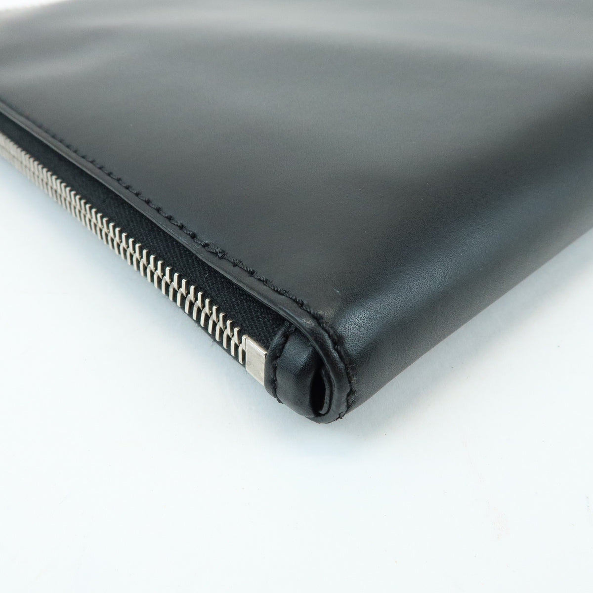 Valentino Garavani VLTN Zip Pouch Printed Leather, Black, Leather, Clutch