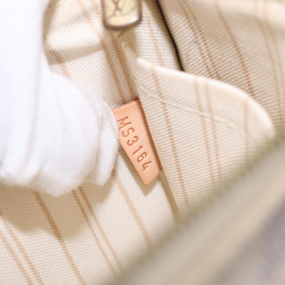 Louis Vuitton Neverfull Pochette Damier, White, Canvas, Clutch