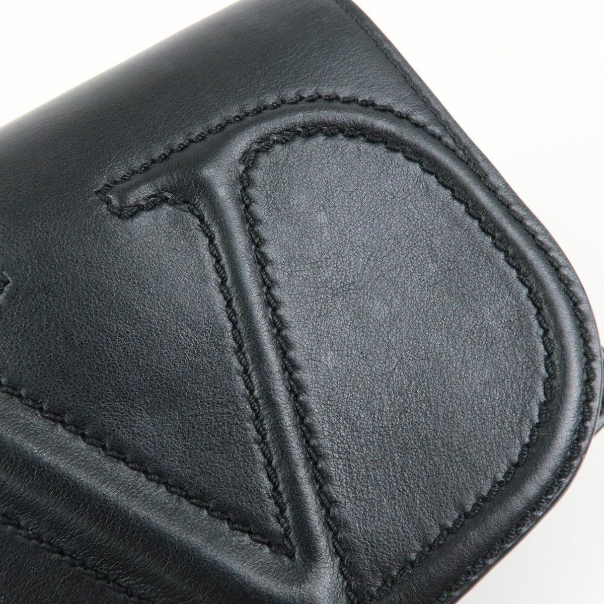 Valentino Garavani VLogo Full Flap Chain Leather, Black, Leather, Shoulder Bag
