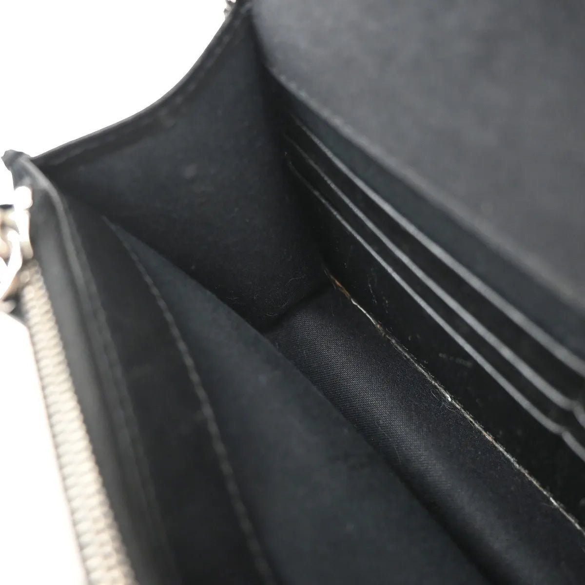 Fendi Karlito Wallet on Chain - Brandsamsara