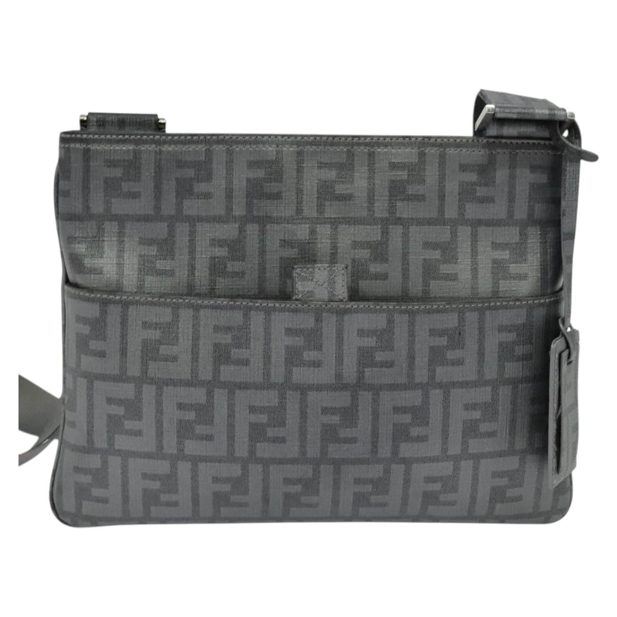 Fendi Slip Pocket Messenger - Brandsamsara