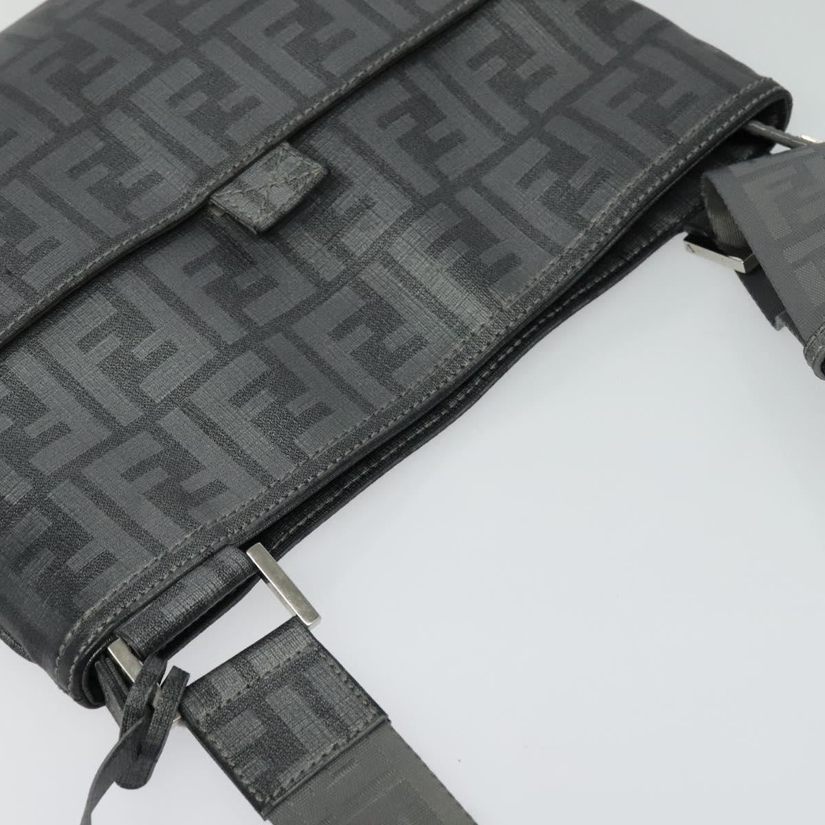 Fendi Slip Pocket Messenger - Brandsamsara