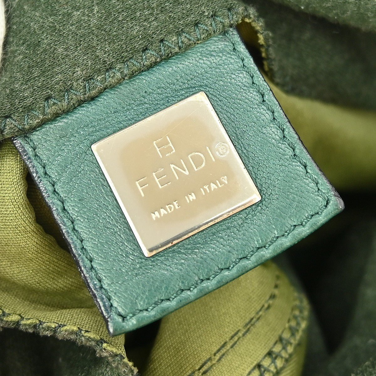 Fendi Vintage Flap Shoulder Bag - Brandsamsara