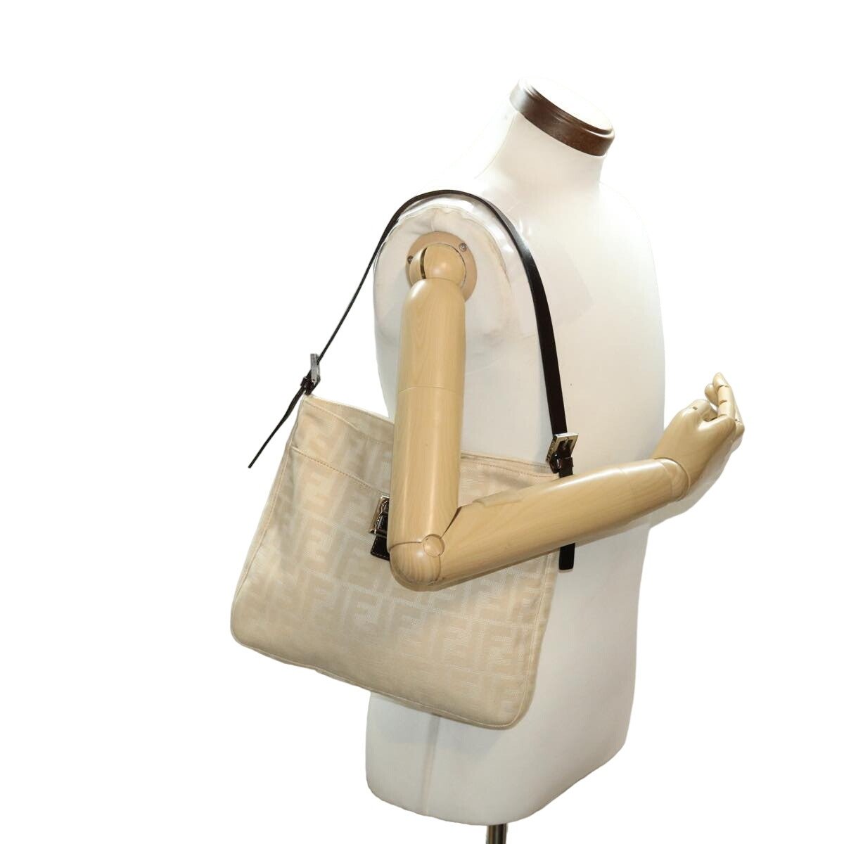 FENDI Zucca Canvas Mamma Baguette - Brandsamsara