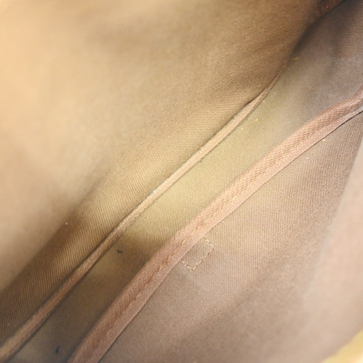 Louis Vuitton Saumur Monogram, Brown, Canvas, Shoulder Bag