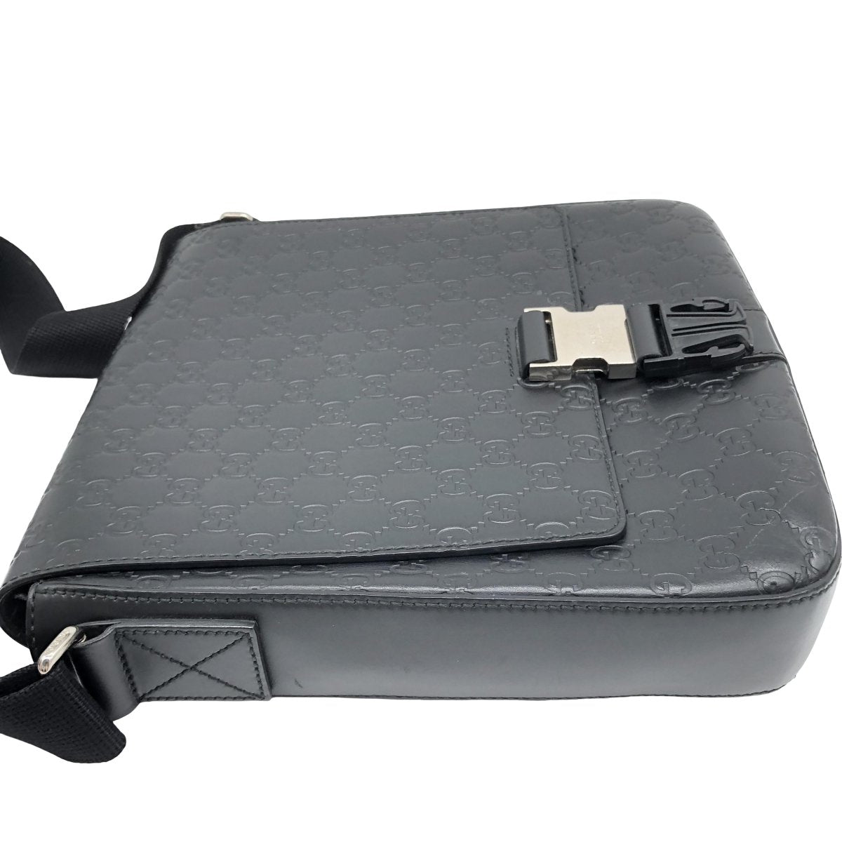 Gucci Buckle Flap Messenger - Brandsamsara