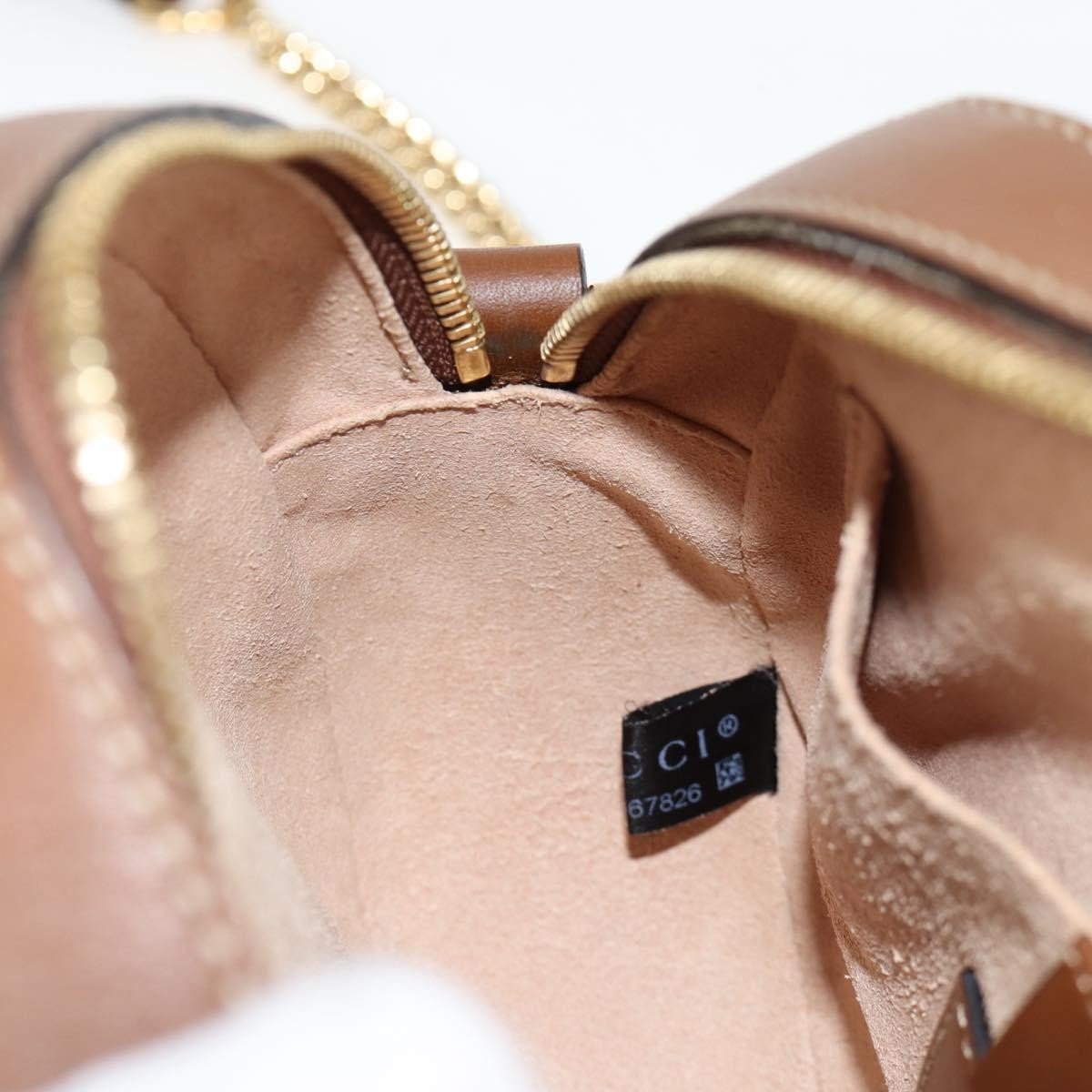 Gucci Chain Crossbody Bag - Brandsamsara