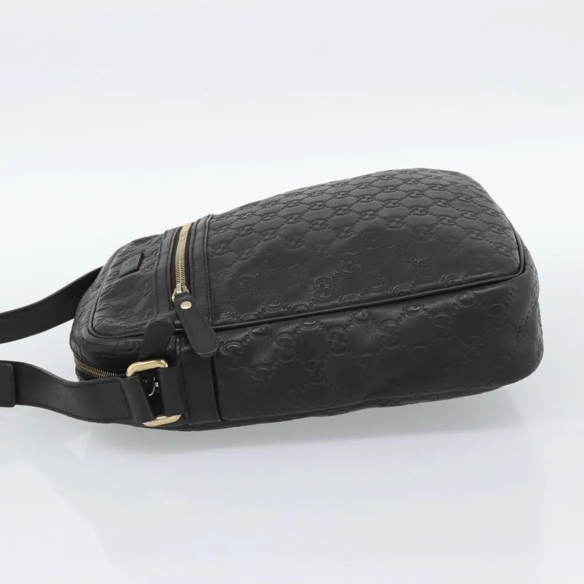 Gucci Front Zip Messenger - Brandsamsara