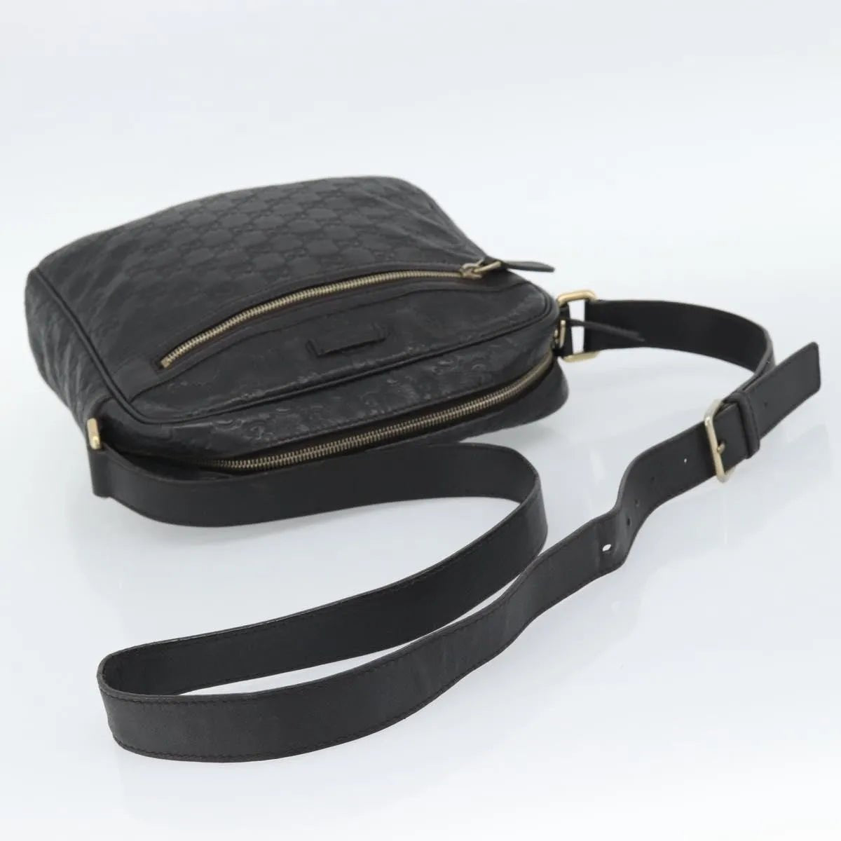 Gucci Front Zip Messenger - Brandsamsara