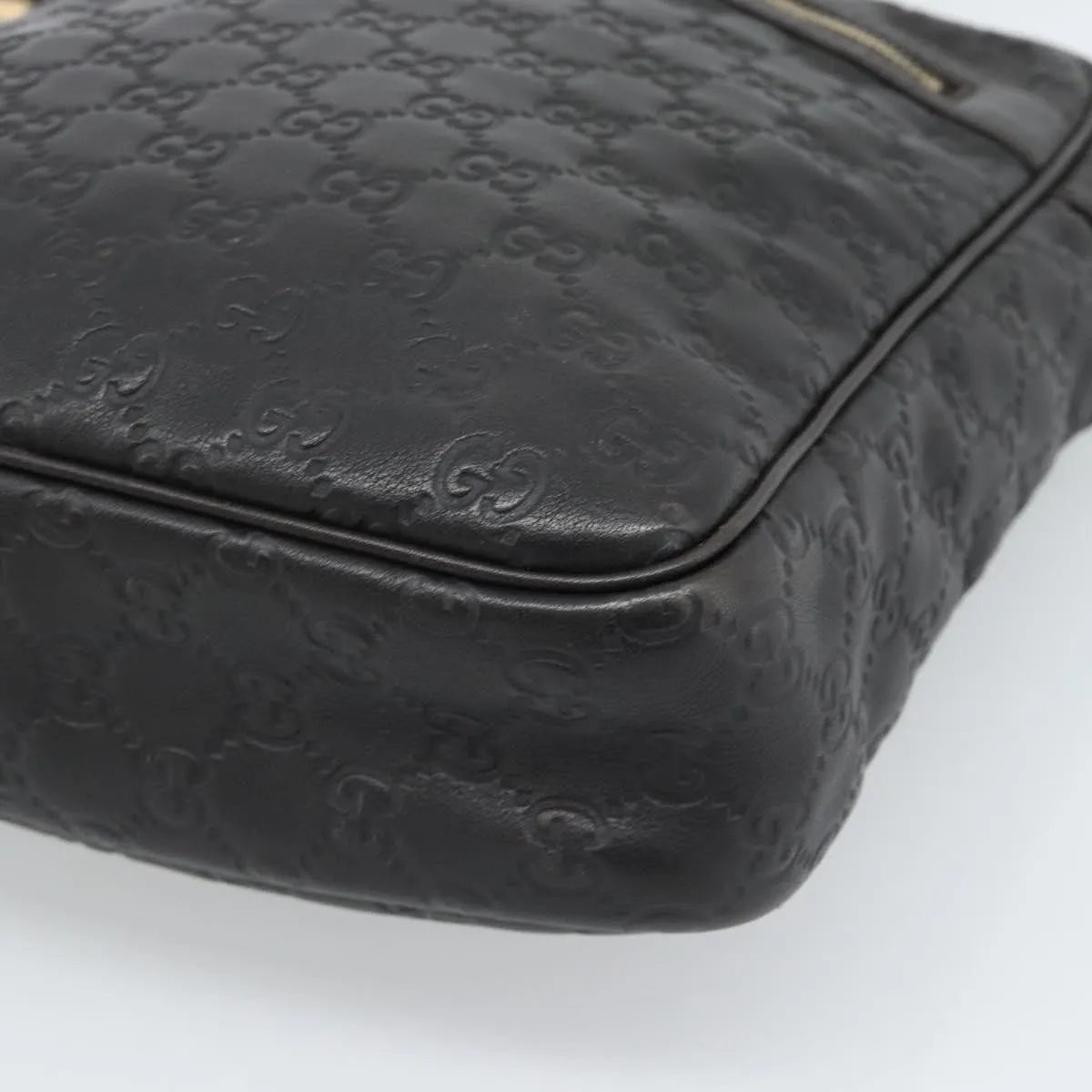 Gucci Front Zip Messenger - Brandsamsara