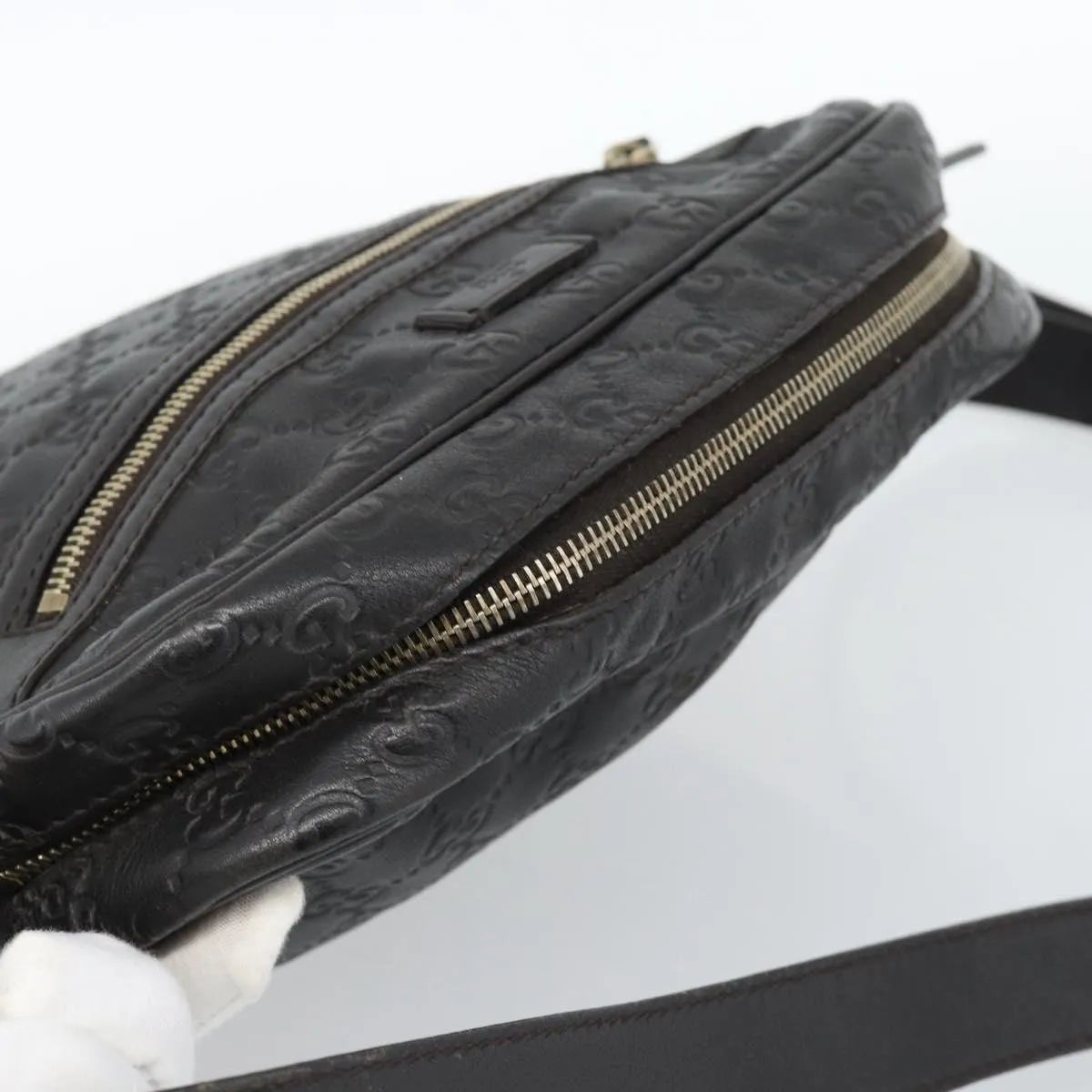 Gucci Front Zip Messenger - Brandsamsara