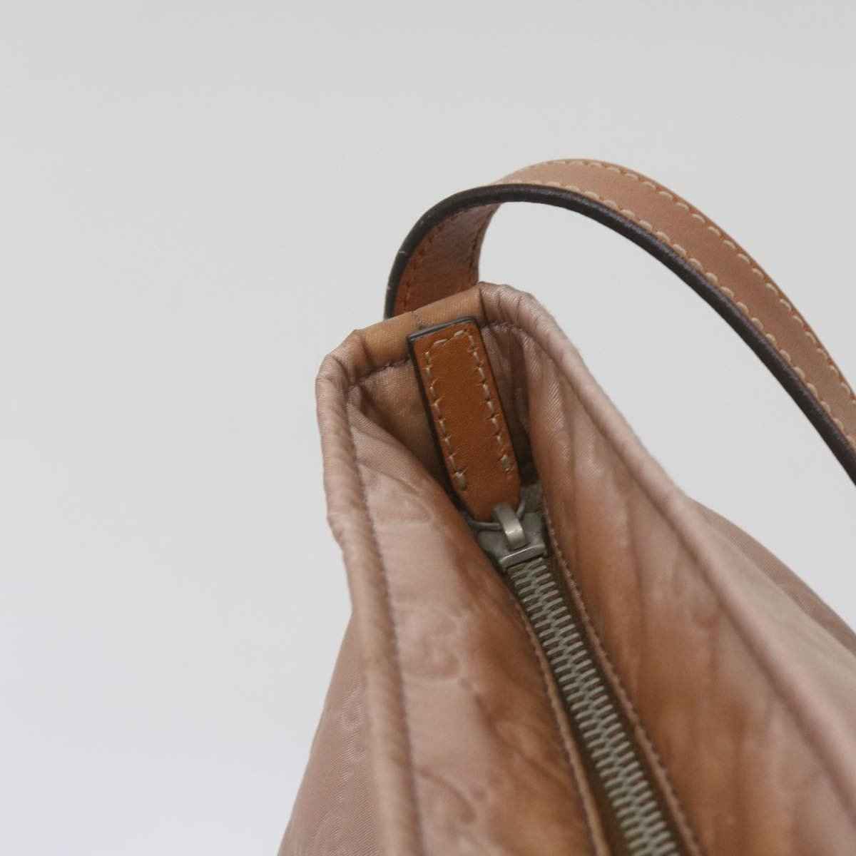 Gucci GG Canvas Bag - Brandsamsara