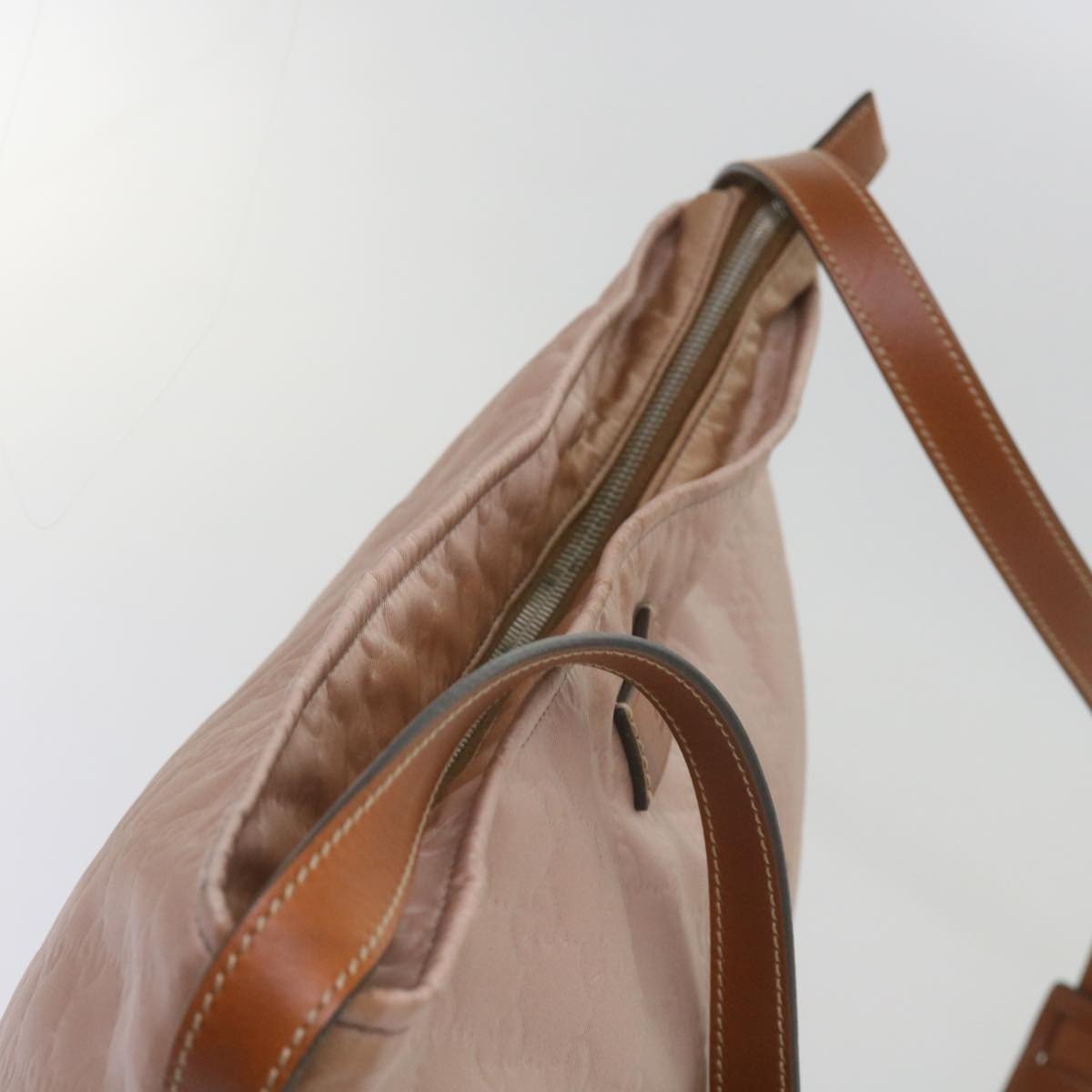 Gucci GG Canvas Bag - Brandsamsara