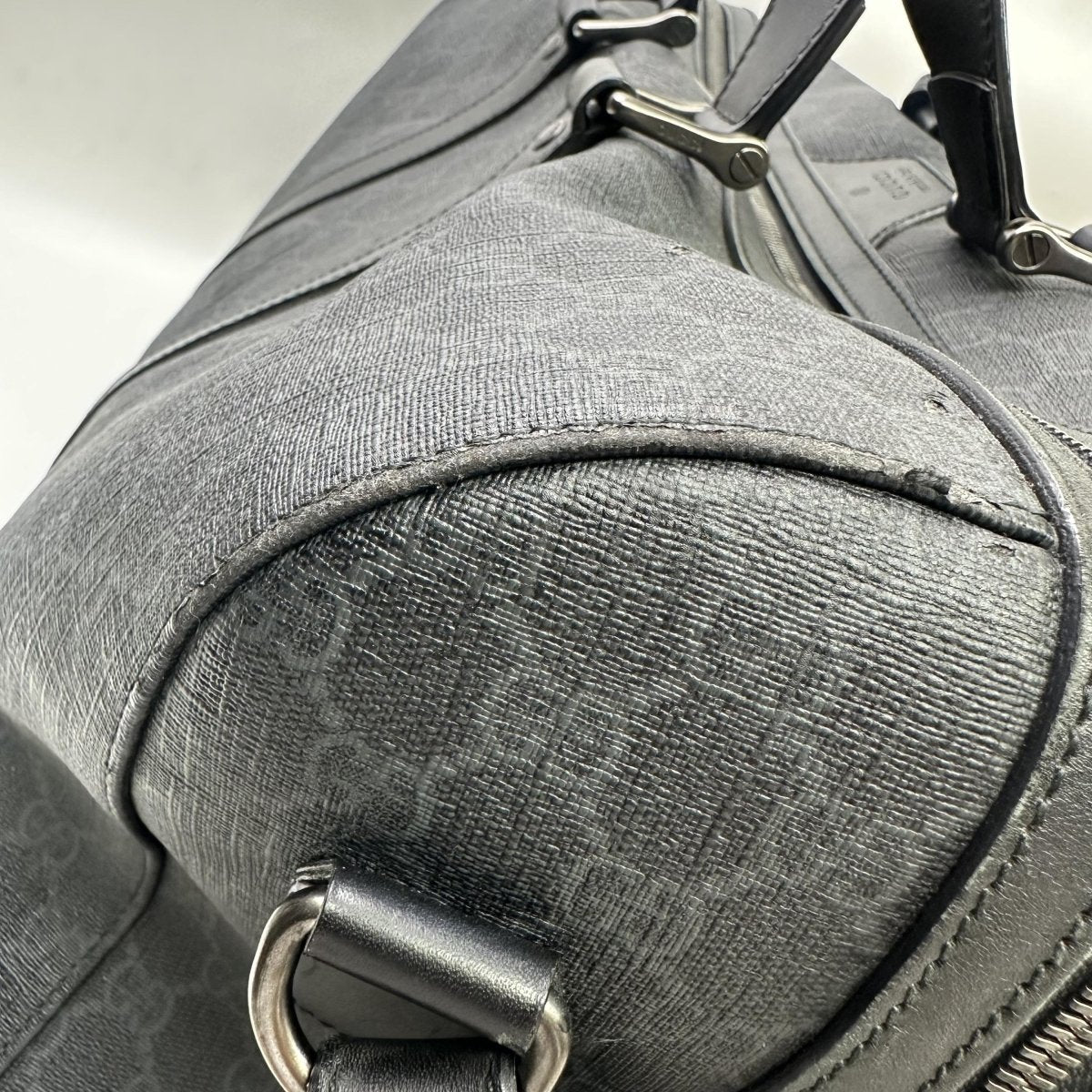 Gucci GG Supreme Carry-On Duffle Bag - Brandsamsara